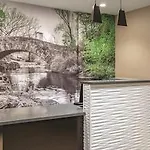 La Quinta By Wyndham Park Hotel