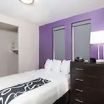 La Quinta By Wyndham Park New York