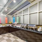 Hampton Manhattan - Times Square South Hotel