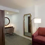 Hampton Manhattan - Times Square South 3* New York