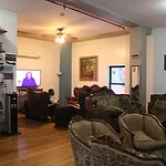 Hostel Ny Moore *