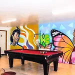 Hostel Ny Moore