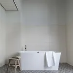 Boro Hotel 4*