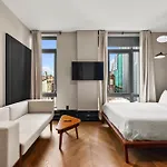 Apartment Freeman 601 By Rove With Shared Amenities