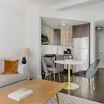 Blueground Lincoln Square Fitness Nr Park Nyc-2102 Apartment
