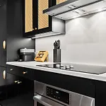 Freeman 601 By Rove With Shared Amenities Apartment
