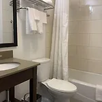 Wingate By Wyndham Jfk Airport, Far Rockaway Ny