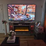 Brooklyn Luxury Suite