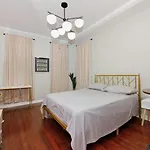 Cozy Near Park!, June To Aug 90 Days Required * New York