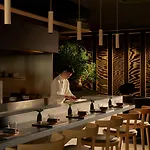 Aman Hotel *