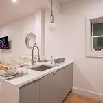 Apartment Modern & Min Brooklyn Gem W Balcony New York