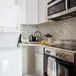 24-16 Studio Gramercy W D Gramercy