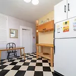 Charming 3-bedroom In Midtown West