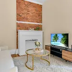 Brooklyn Heights 2br Secret Retreat