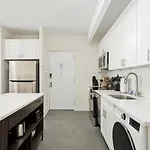 Chic 3Br 2Ba West Village Apt With Private Oasis