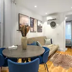 Comfortable 2Bd Unit In Manhattan