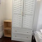 East Harlem Townhouse Homestay *