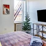 4 Bd Family Unit In Central Location