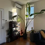 Sunlit Luxury 2Br Harlem Brownstone Retreat With Terrace Near Express Trains