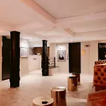 Life 4* New York