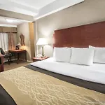 Hotel La Quinta By Wyndham Park New York