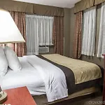 La Quinta By Wyndham Park Hotel 3*