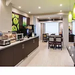 Hotel La Quinta By Wyndham Park