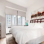 Global Luxury Suites At 90 Washington