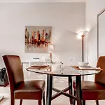 Global Luxury Suites At 90 Washington