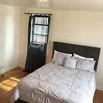 Sunny And Spacious Apartment