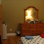 Harlem Bed & Breakfast 2*