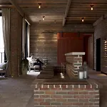 Refinery - Hotel 5*