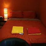 Bed & Breakfast Harlem 2*