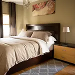 Large 2 Bedroom Close To Manhattan