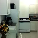 Lexington Ave Apt 4C