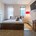 Holiday @ Times Square One Bedroom!