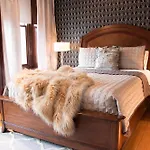 255west Guest house