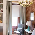 255west Guest house New York