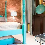 255west Guest house New York