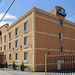 Days & By Wyndham Jamaica Jfk Airport New York