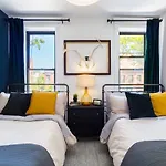 Stayloom\'S Breathtaking Brooklyn Home | Near C/G