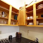 New York Apartment Sleeps 8 Air Con Wifi T060947