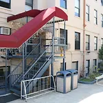 Chelsea International Hostel