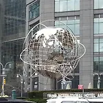 Trump International Hotel 5*