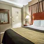 Hotel La Quinta By Wyndham Park New York