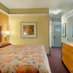 Nyma, The Manhattan Hotel 4*