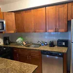 Spacious Luxury Apartment 20 Mins From Barclays!
