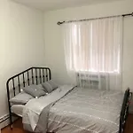 2 Bdr Apartment 15 Minutes To Manhattan