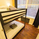 Studio Plus - 2 Bedroom Apartment In Midtown