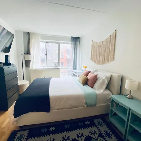 Cozy Apartment, Hell'S Kitchen!! Homestay *